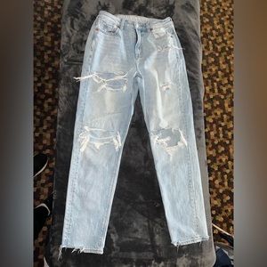 American Eagle Ripped Mom Jean Size 0 Regular